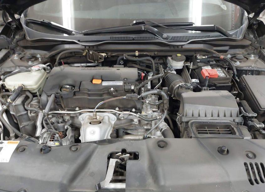 Photo 10 of 2019 Honda Civic SPORT (VIN 19XFC2F81KE014364)