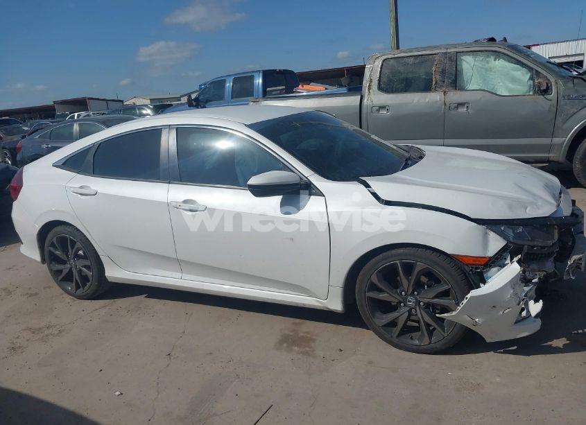 Photo 13 of 2019 Honda Civic SPORT (VIN 19XFC2F81KE024702)