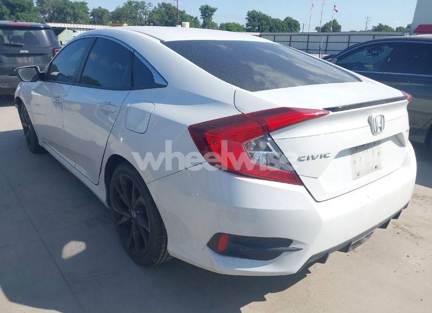 Photo 3 of 2019 Honda Civic SPORT (VIN 19XFC2F81KE024702)