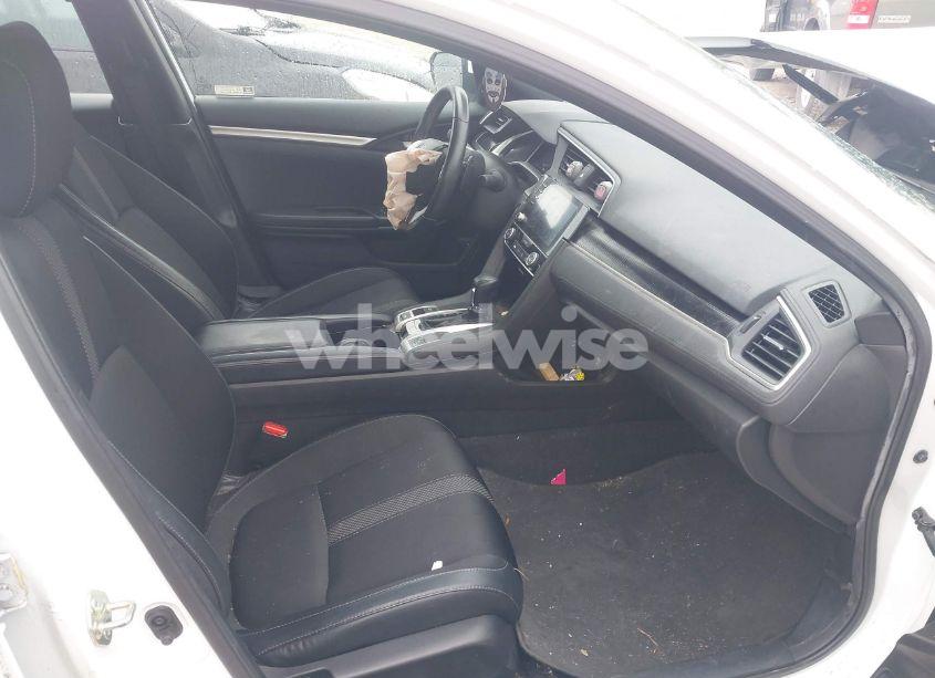 Photo 5 of 2020 Honda Civic SPORT (VIN 19XFC2F81LE001308)