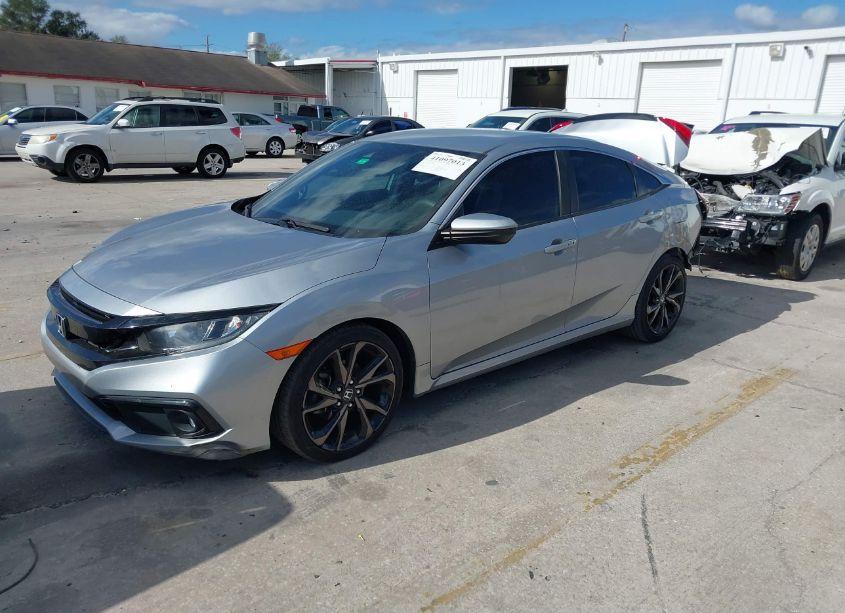 Photo 2 of 2020 Honda Civic SPORT (VIN 19XFC2F81LE018917)