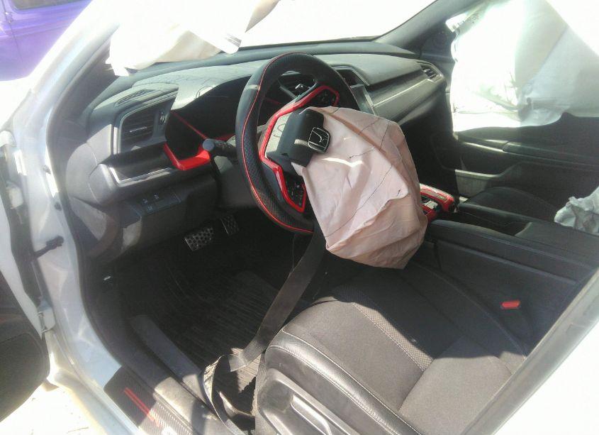 Photo 5 of 2020 Honda Civic SPORT (VIN 19XFC2F81LE215733)
