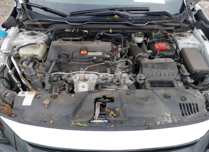 Photo 10 of 2021 Honda Civic SPORT (VIN 19XFC2F81ME000029)