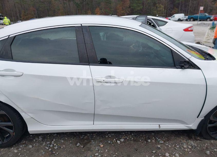 Photo 13 of 2021 Honda Civic SPORT (VIN 19XFC2F81ME000029)