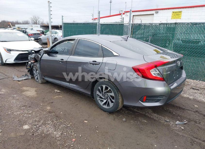 Photo 3 of 2017 Honda Civic EX (VIN 19XFC2F82HE030081)