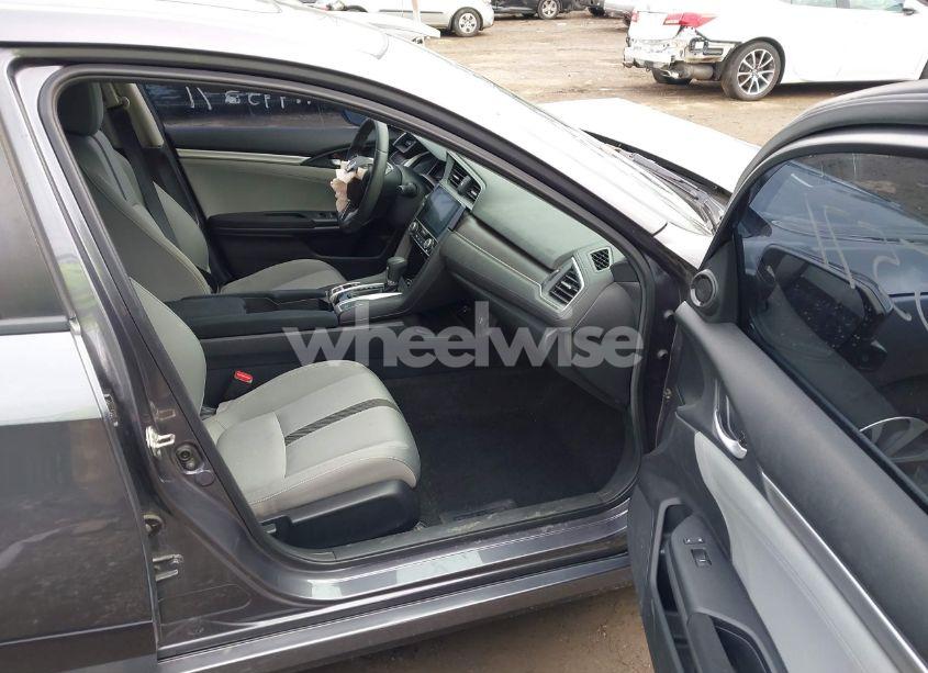 Photo 5 of 2017 Honda Civic EX (VIN 19XFC2F82HE030081)