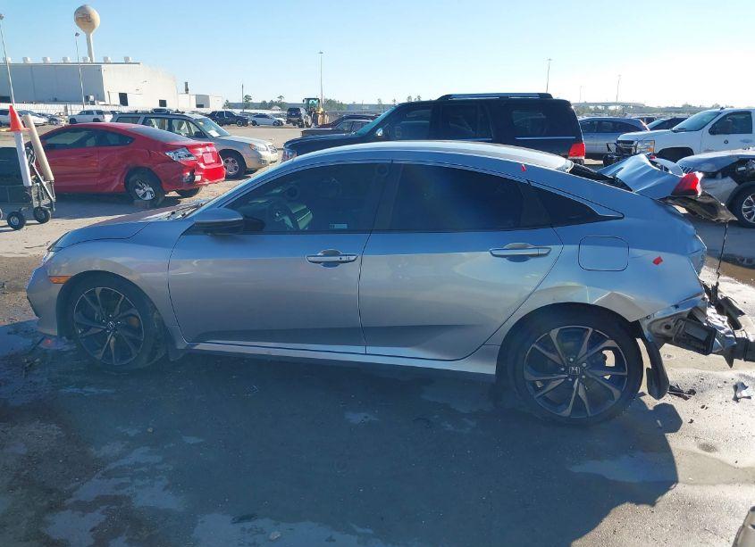 Photo 14 of 2019 Honda Civic SPORT (VIN 19XFC2F82KE020531)