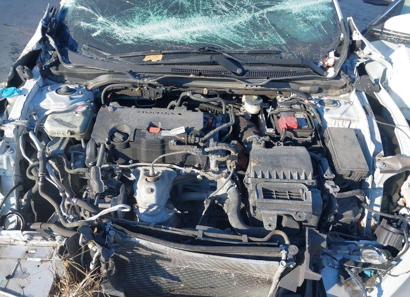 Photo 10 of 2020 Honda Civic SPORT (VIN 19XFC2F82LE028792)