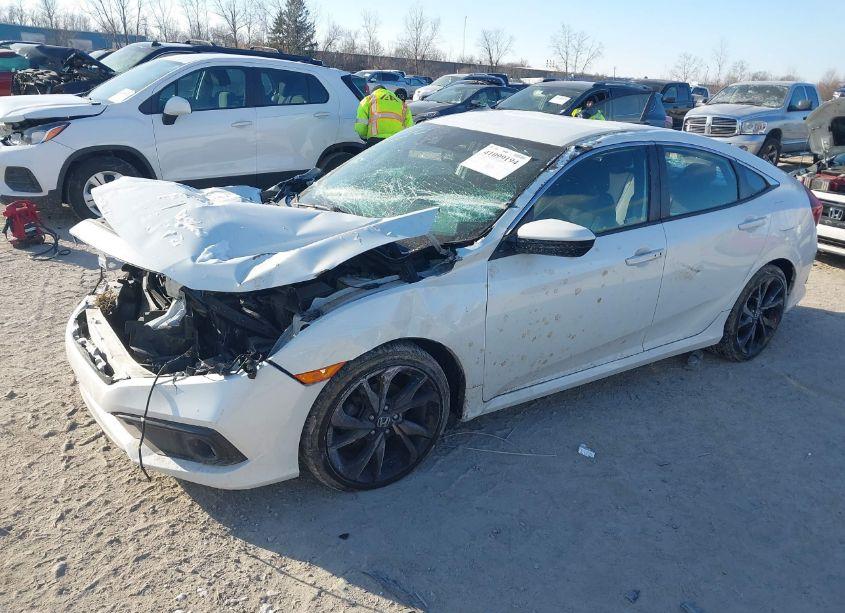 Photo 2 of 2020 Honda Civic SPORT (VIN 19XFC2F82LE028792)