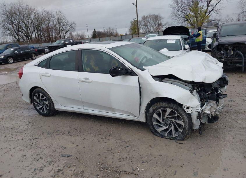 Photo 13 of 2017 Honda Civic EX (VIN 19XFC2F83HE019851)