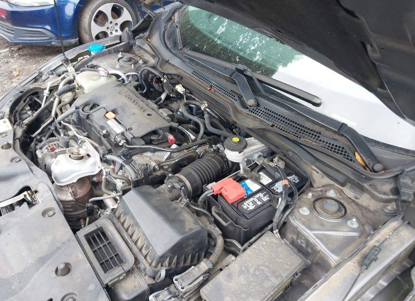 Photo 10 of 2017 Honda Civic EX (VIN 19XFC2F83HE047939)