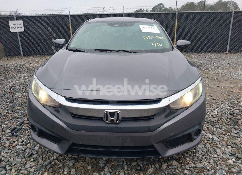Photo 12 of 2017 Honda Civic EX (VIN 19XFC2F83HE052882)