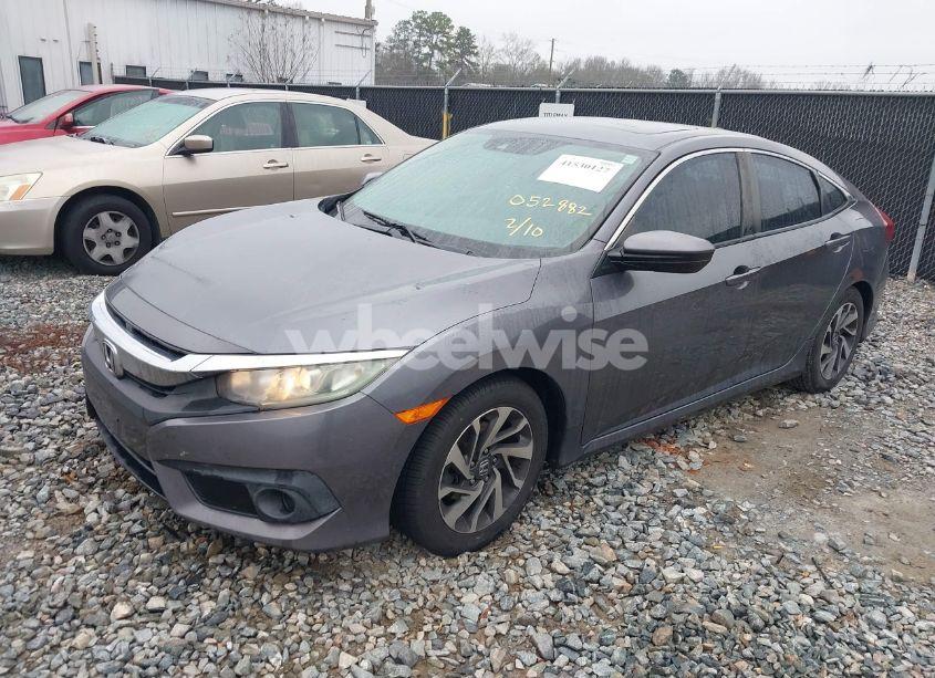 Photo 2 of 2017 Honda Civic EX (VIN 19XFC2F83HE052882)