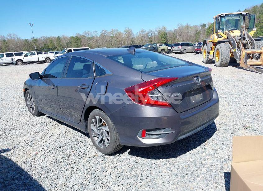 Photo 3 of 2017 Honda Civic EX (VIN 19XFC2F83HE052882)