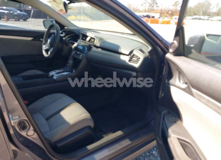 Photo 5 of 2017 Honda Civic EX (VIN 19XFC2F83HE052882)