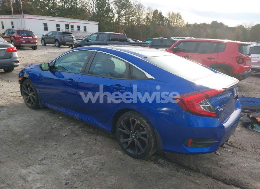 Photo 3 of 2019 Honda Civic SPORT (VIN 19XFC2F83KE005813)