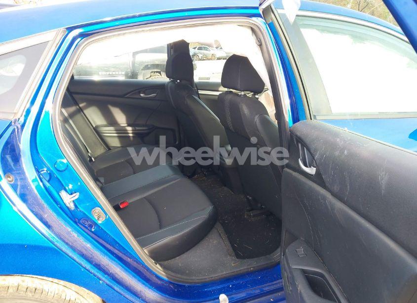 Photo 8 of 2019 Honda Civic SPORT (VIN 19XFC2F83KE005813)