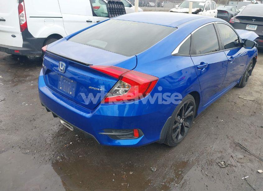 Photo 4 of 2019 Honda Civic SPORT (VIN 19XFC2F83KE012213)