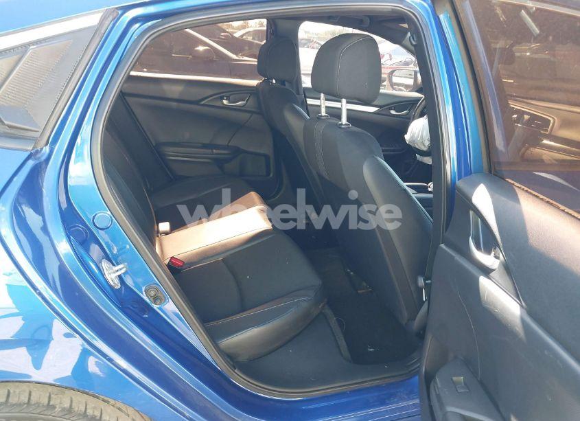 Photo 8 of 2019 Honda Civic SPORT (VIN 19XFC2F83KE014463)