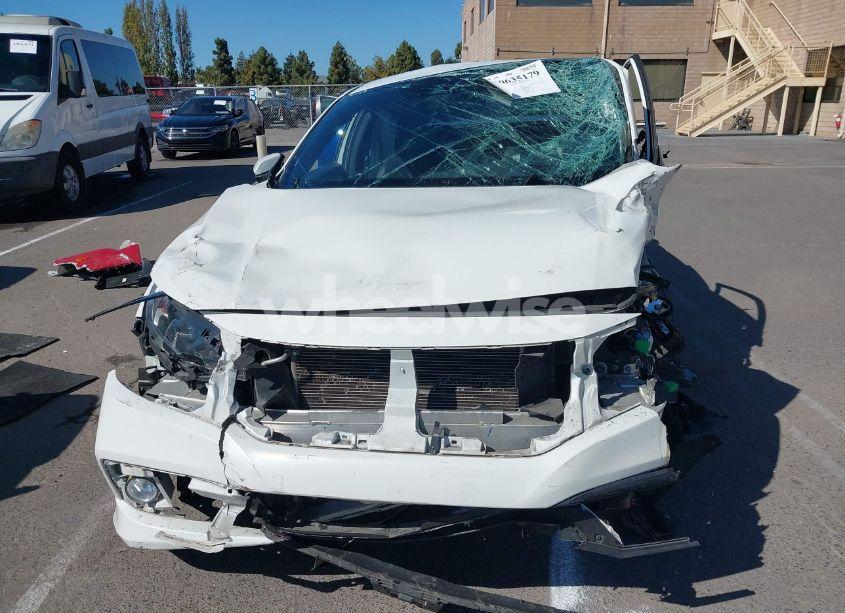 Photo 11 of 2019 Honda Civic SPORT (VIN 19XFC2F83KE021543)