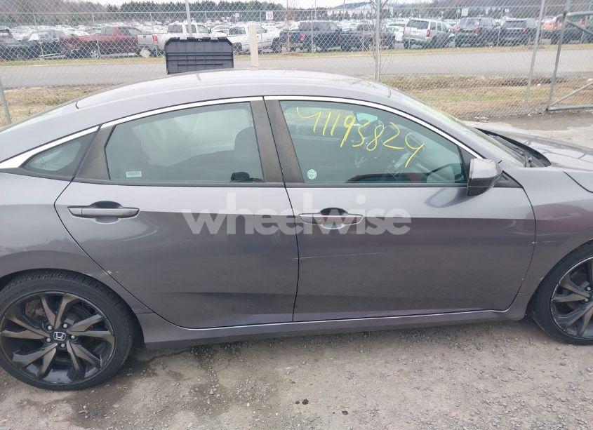 Photo 13 of 2021 Honda Civic SPORT (VIN 19XFC2F83ME004339)