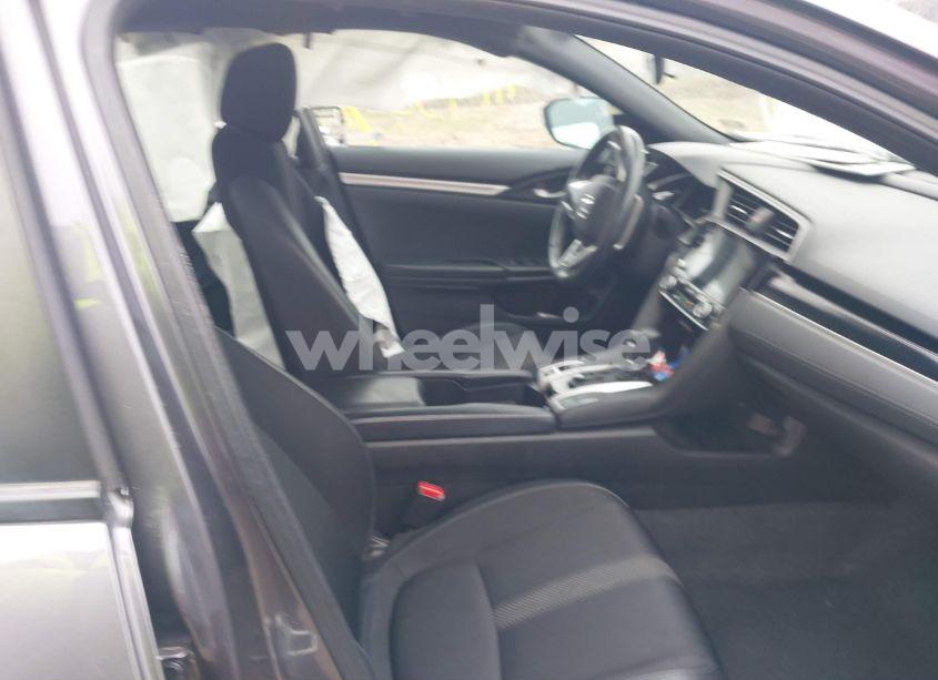 Photo 5 of 2021 Honda Civic SPORT (VIN 19XFC2F83ME004339)