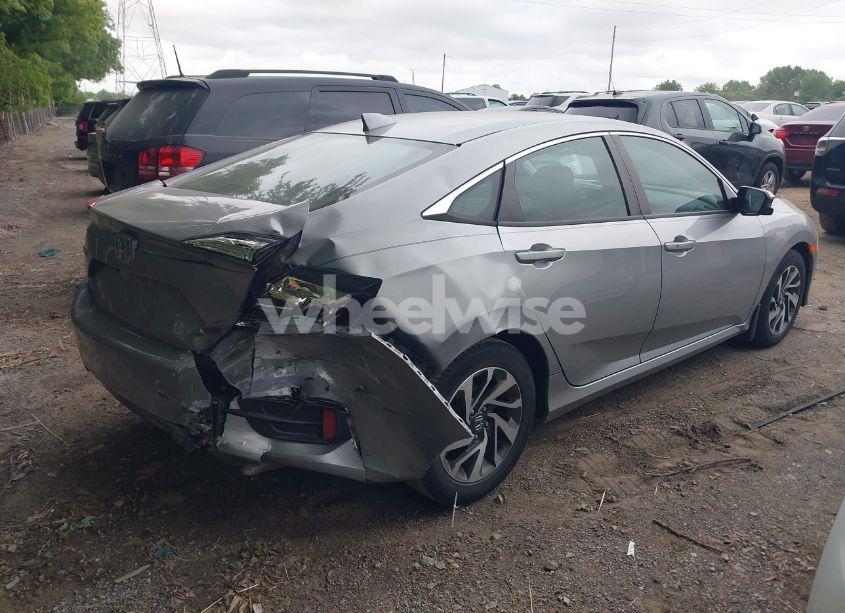 Photo 4 of 2017 Honda Civic EX (VIN 19XFC2F84HE003786)