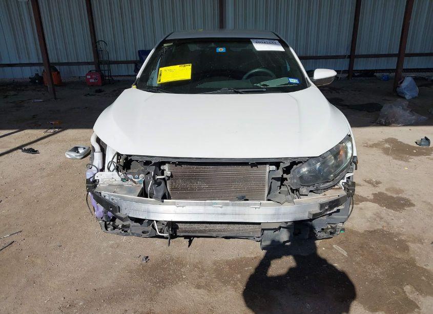 Photo 6 of 2019 Honda Civic SPORT (VIN 19XFC2F84KE006470)