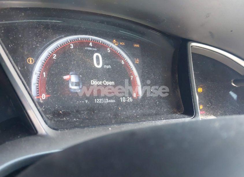 Photo 7 of 2020 Honda Civic SPORT (VIN 19XFC2F84LE015364)