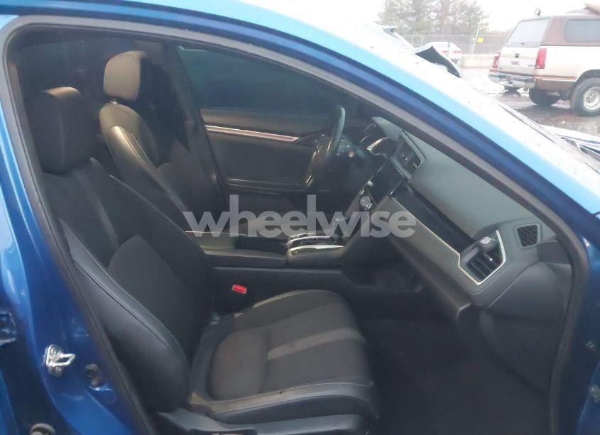 Photo 5 of 2020 Honda Civic SPORT (VIN 19XFC2F84LE020922)