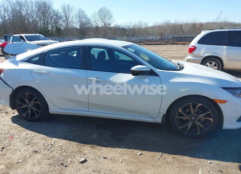 Photo 13 of 2020 Honda Civic SPORT (VIN 19XFC2F84LE030107)