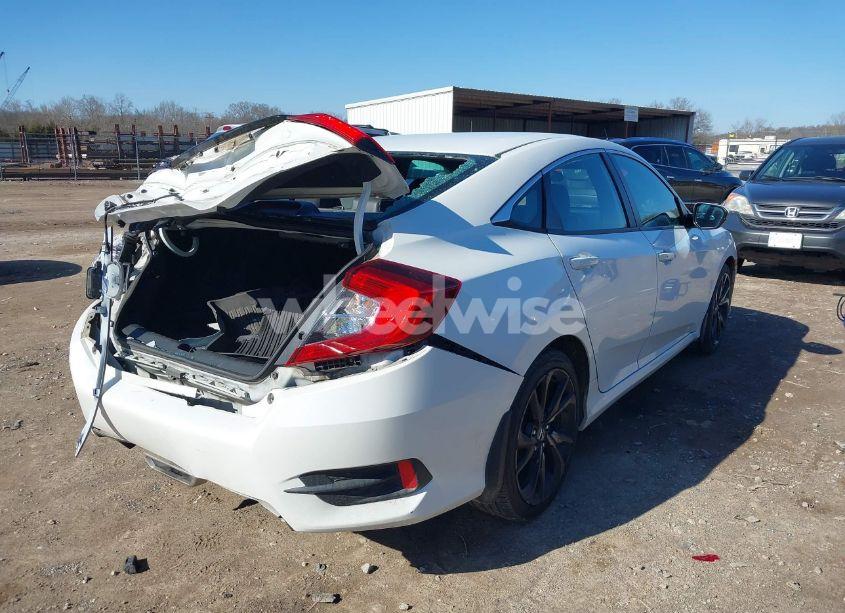 Photo 4 of 2020 Honda Civic SPORT (VIN 19XFC2F84LE030107)