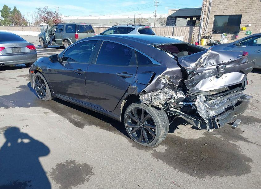Photo 3 of 2020 Honda Civic SPORT (VIN 19XFC2F84LE208825)