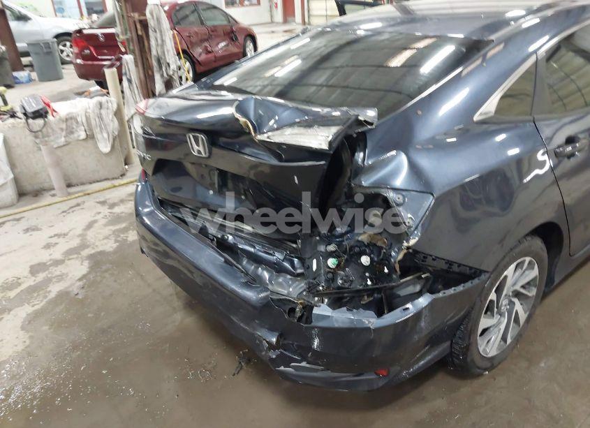 Photo 6 of 2016 Honda Civic EX (VIN 19XFC2F85GE073604)