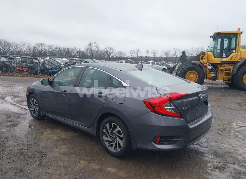Photo 3 of 2018 Honda Civic EX (VIN 19XFC2F85JE009957)