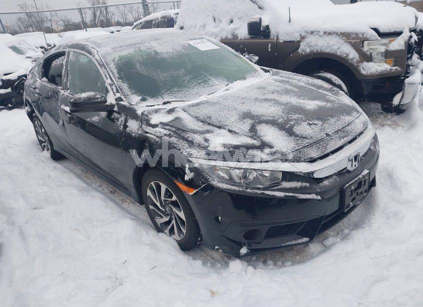 2018 Honda Civic EX (VIN 19XFC2F85JE026807) main photo