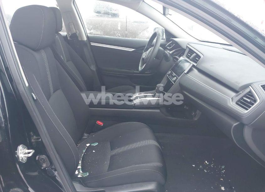 Photo 5 of 2018 Honda Civic EX (VIN 19XFC2F85JE026807)