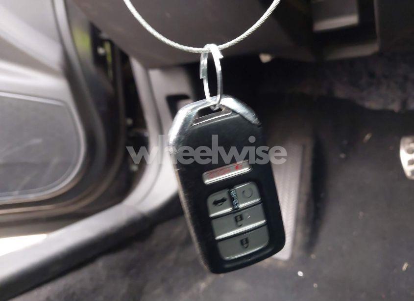 Photo 11 of 2019 Honda Civic SPORT (VIN 19XFC2F85KE007482)