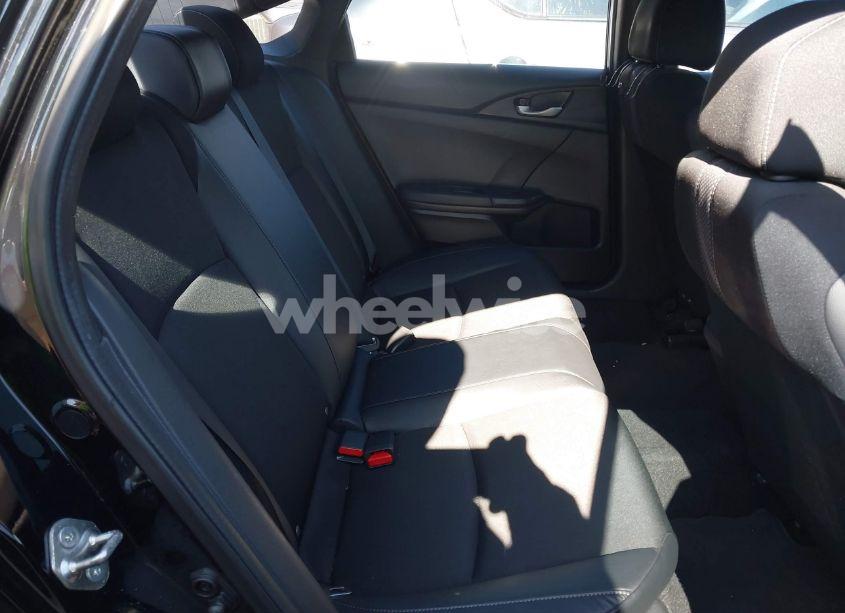 Photo 8 of 2019 Honda Civic SPORT (VIN 19XFC2F85KE032883)