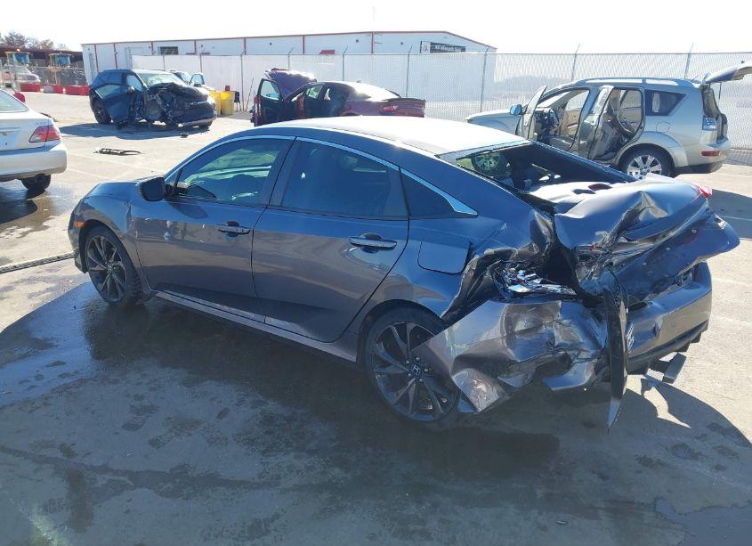 Photo 3 of 2020 Honda Civic SPORT (VIN 19XFC2F85LE026325)