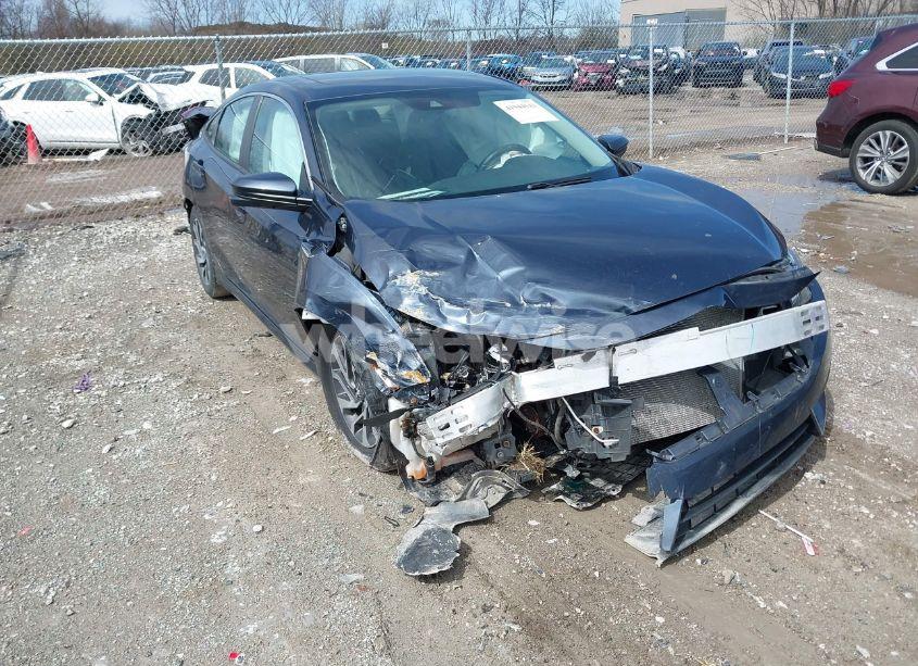 2017 Honda Civic EX (VIN 19XFC2F86HE220790) main photo