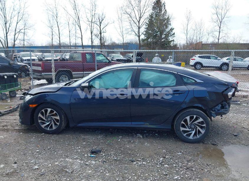 Photo 14 of 2017 Honda Civic EX (VIN 19XFC2F86HE220790)