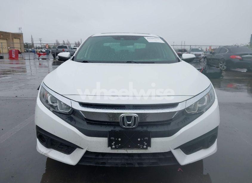 Photo 12 of 2018 Honda Civic EX (VIN 19XFC2F86JE201288)