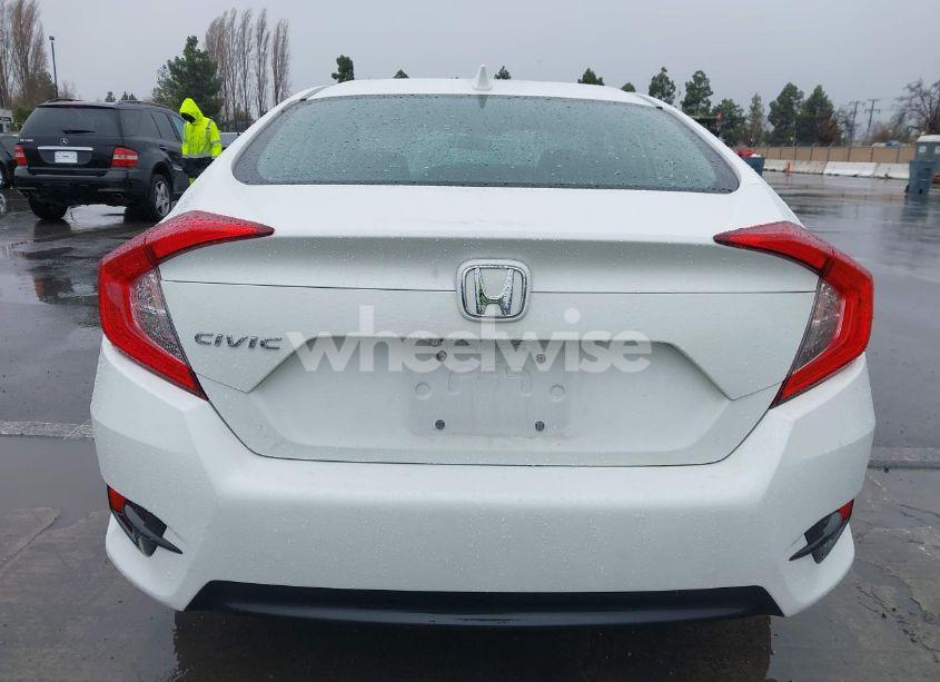 Photo 16 of 2018 Honda Civic EX (VIN 19XFC2F86JE201288)