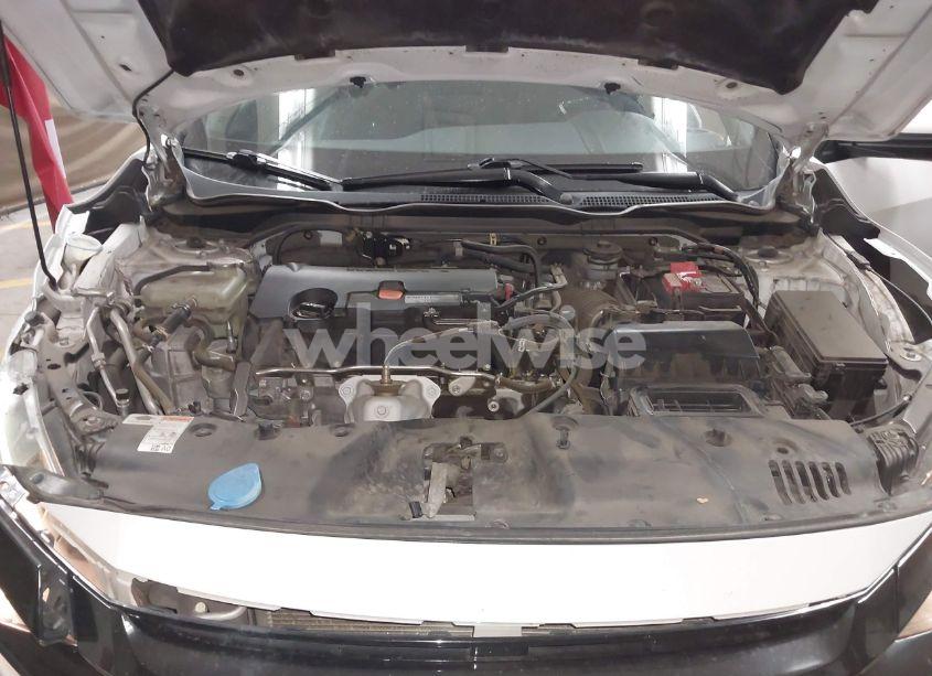 Photo 10 of 2019 Honda Civic SPORT (VIN 19XFC2F86KE022749)