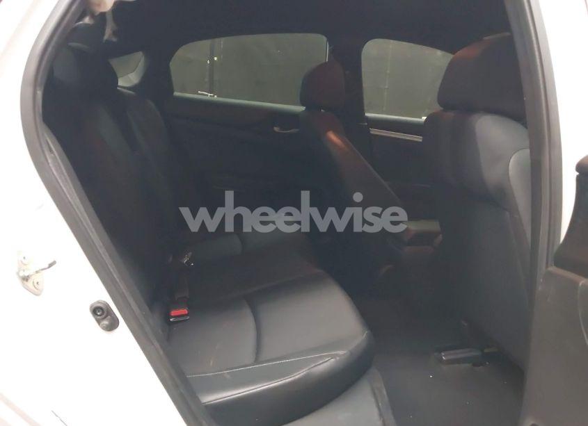 Photo 8 of 2019 Honda Civic SPORT (VIN 19XFC2F86KE022749)