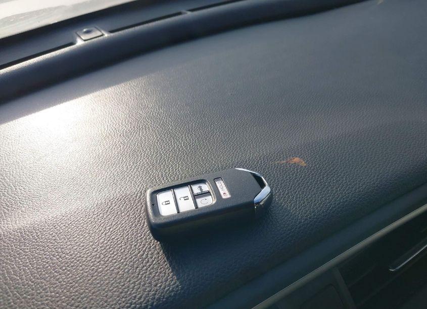 Photo 11 of 2019 Honda Civic SPORT (VIN 19XFC2F86KE029040)