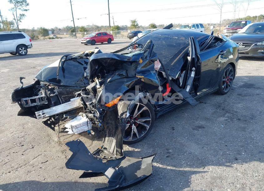 Photo 2 of 2019 Honda Civic SPORT (VIN 19XFC2F86KE047330)