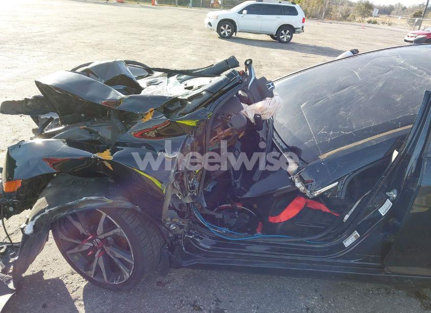 Photo 6 of 2019 Honda Civic SPORT (VIN 19XFC2F86KE047330)