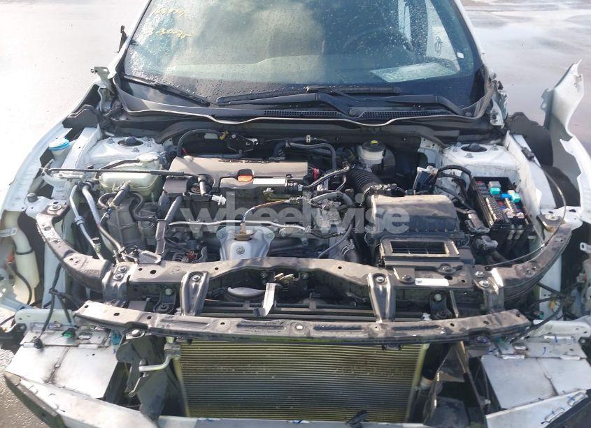 Photo 10 of 2019 Honda Civic SPORT (VIN 19XFC2F86KE215368)